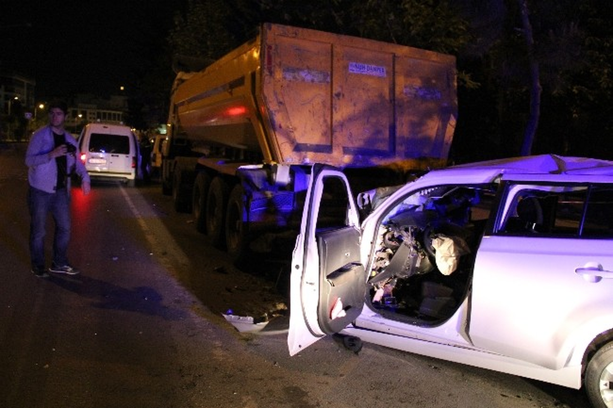 Beylikdüzü\'de Trafik Kazası: 1 Ölü