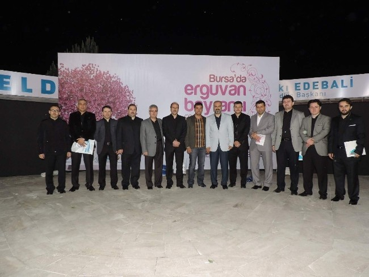 Bursa\'da Erguvan Bayramı Programı Sona Erdi