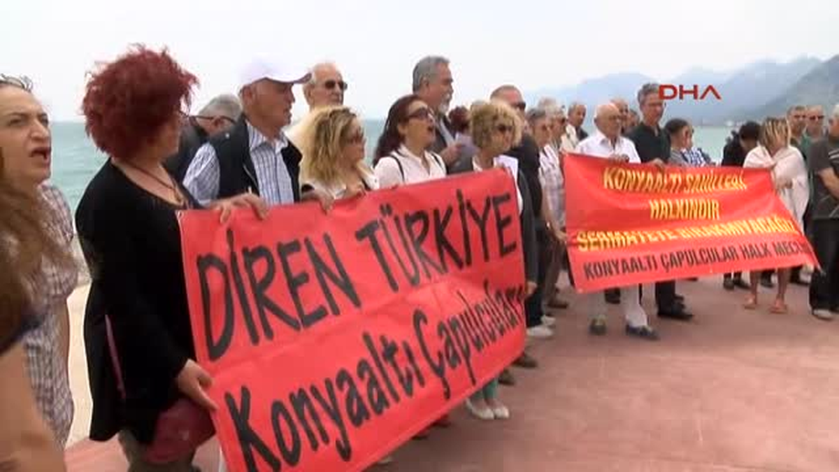 Çapulculardan Türel\'e Destek
