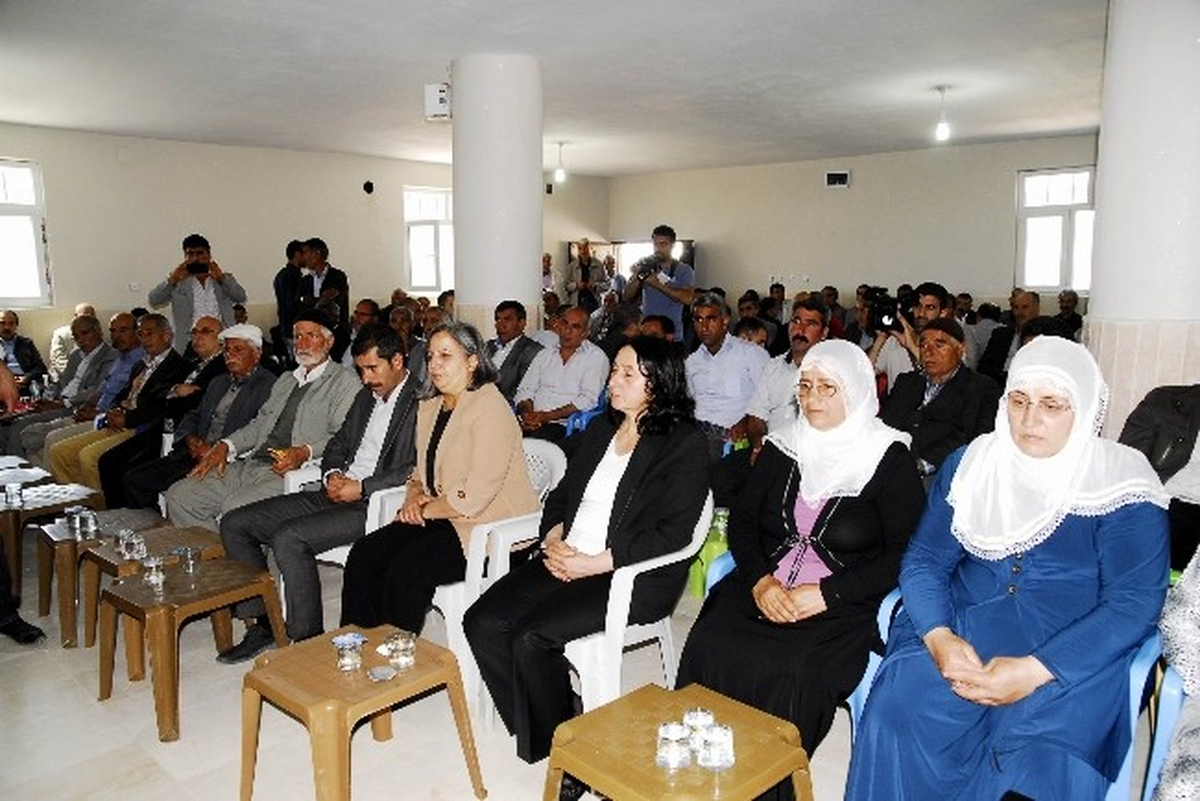 Diyarbakır\'da Kan Davalı İki Aile Barıştırıldı