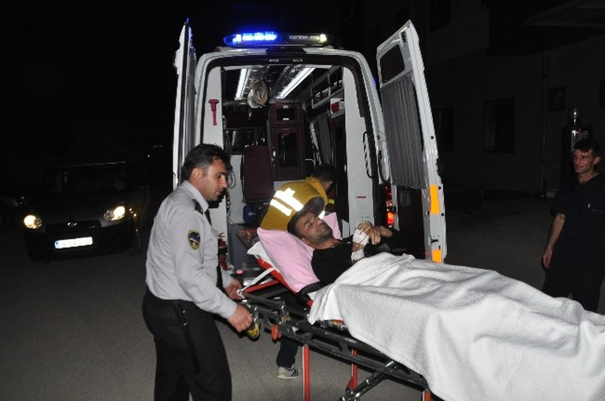 Düğünde Bıçaklı Kavga: 1 Ölü, 5 Yaralı