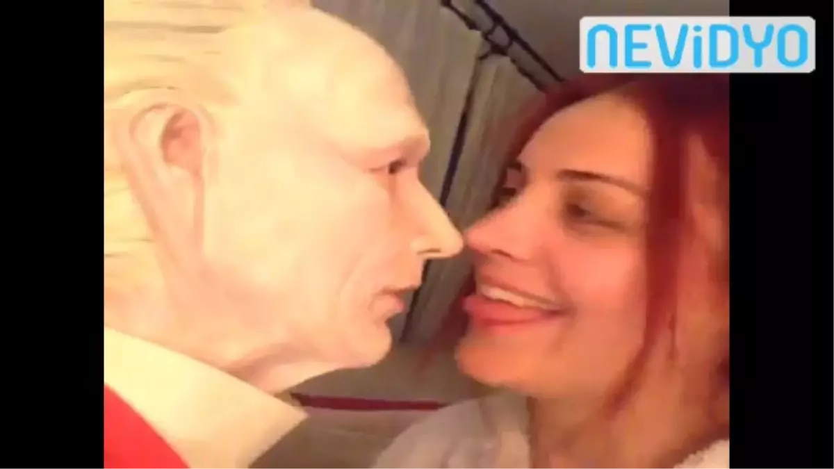 İrem Sak\'tan İlginç Mesaj!