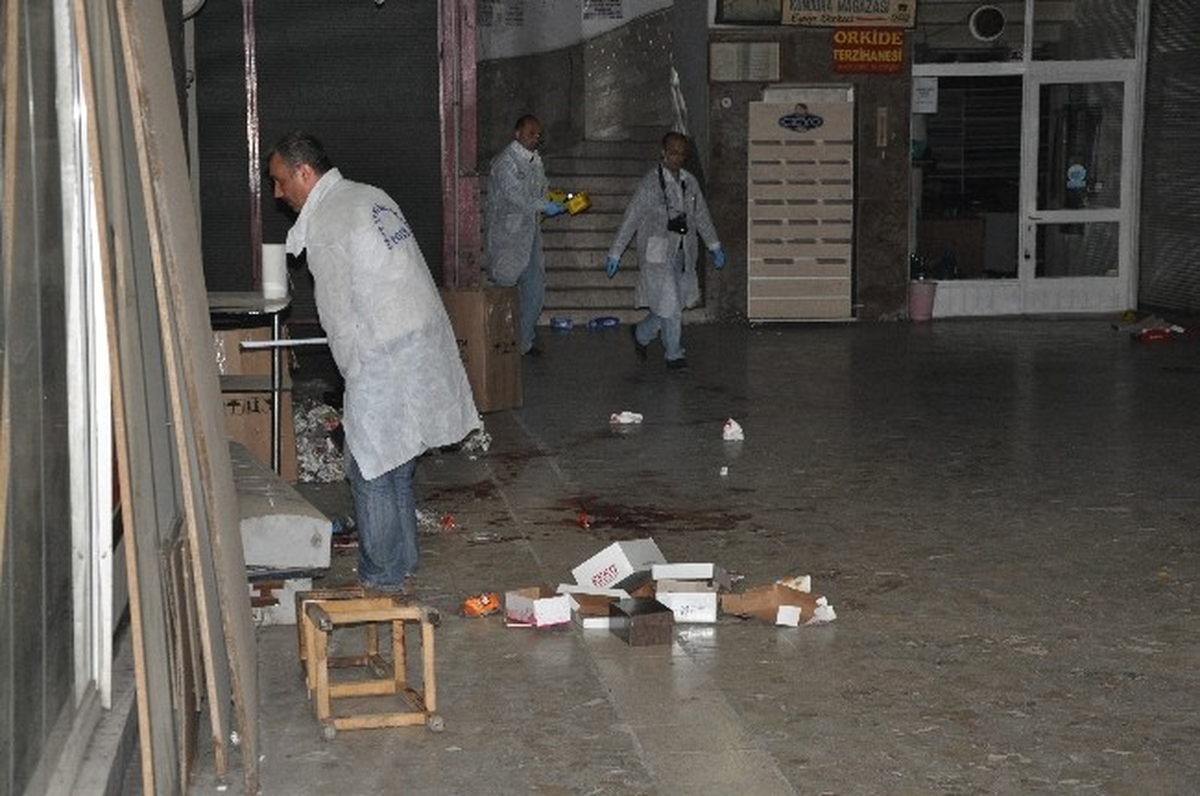 Kırıkkalede Bıçaklı Kavga: 1 Ölü, 1 Yaralı