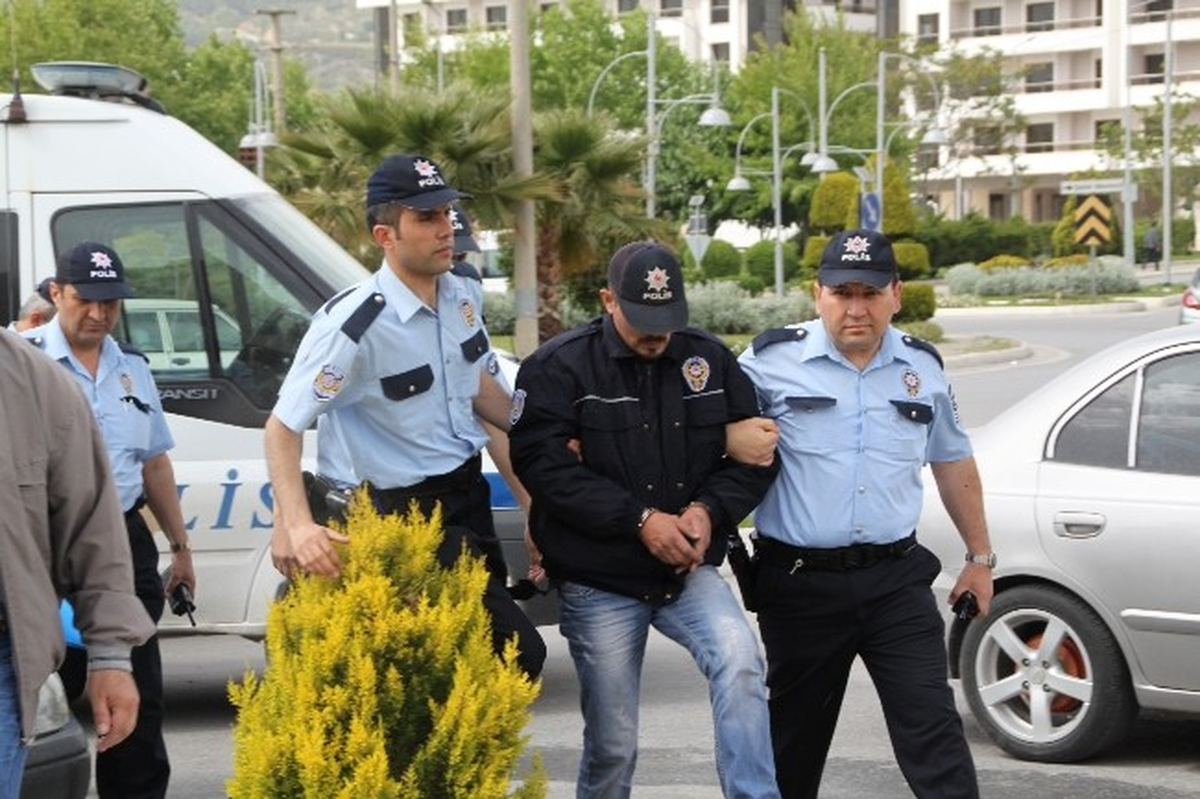 Kız Arkadaşını Öldüren Zanlı Adliyeye Sevk Dildi