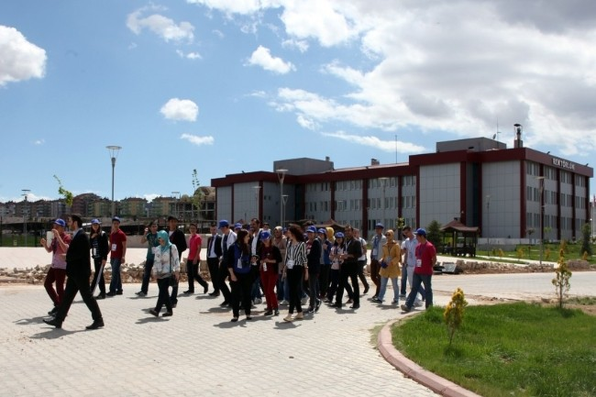 Kmü\'de Bilim Kampı Etkinlikleri Başladı