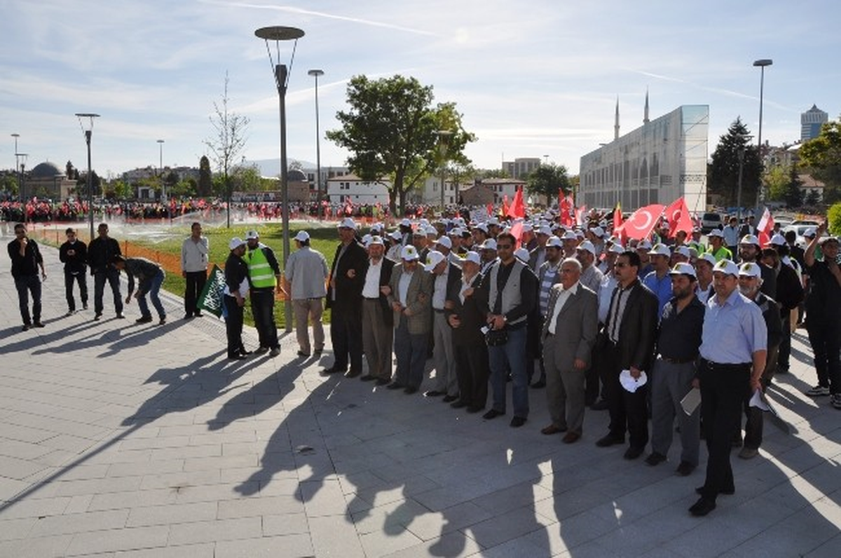Konya, Mısır\'daki İdam Kararlarına Protesto İçin Yürüdü