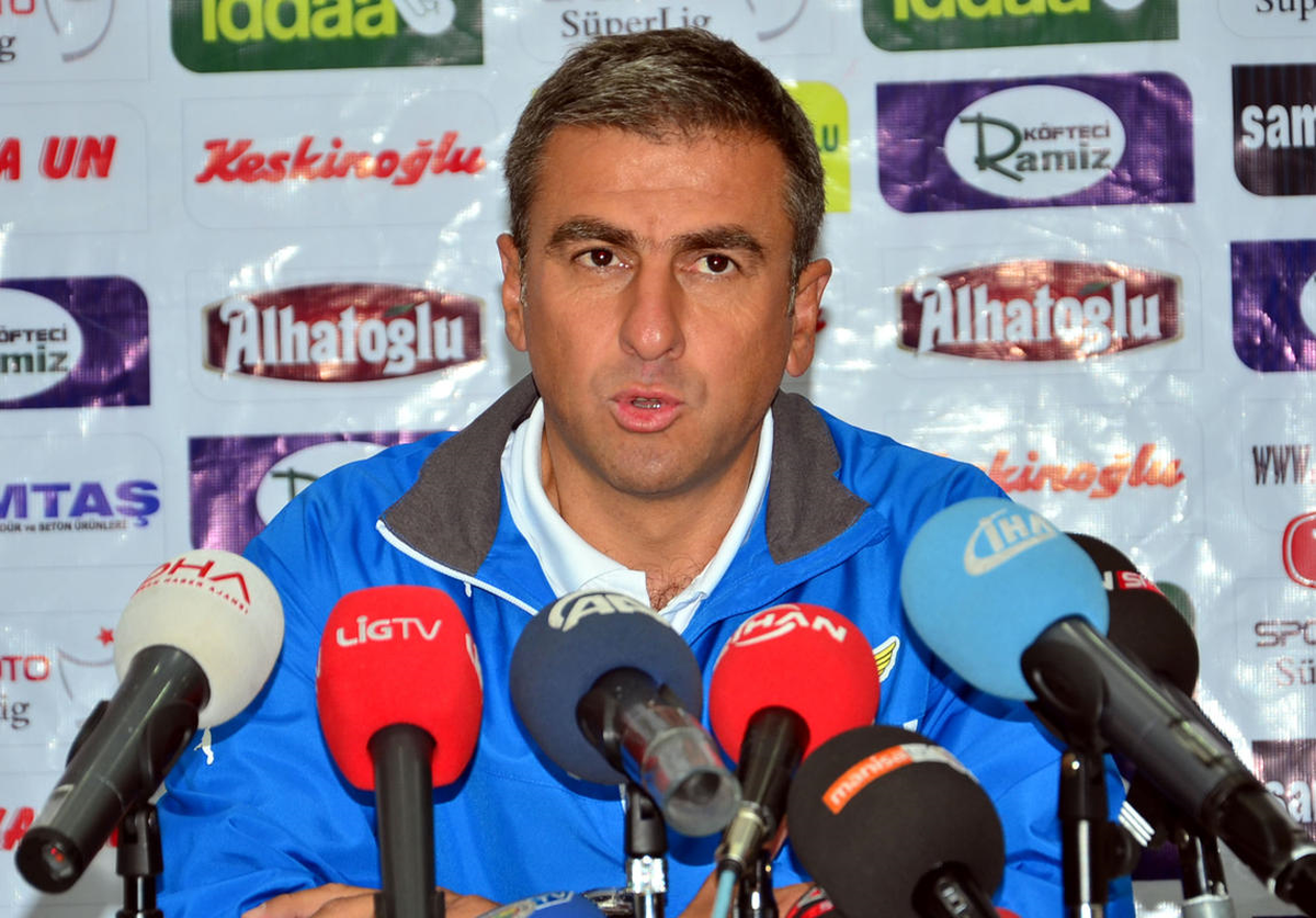 Fenerbahçe Teknik Direktörü Yanal\'dan, Akhisar\'a Teşekkür