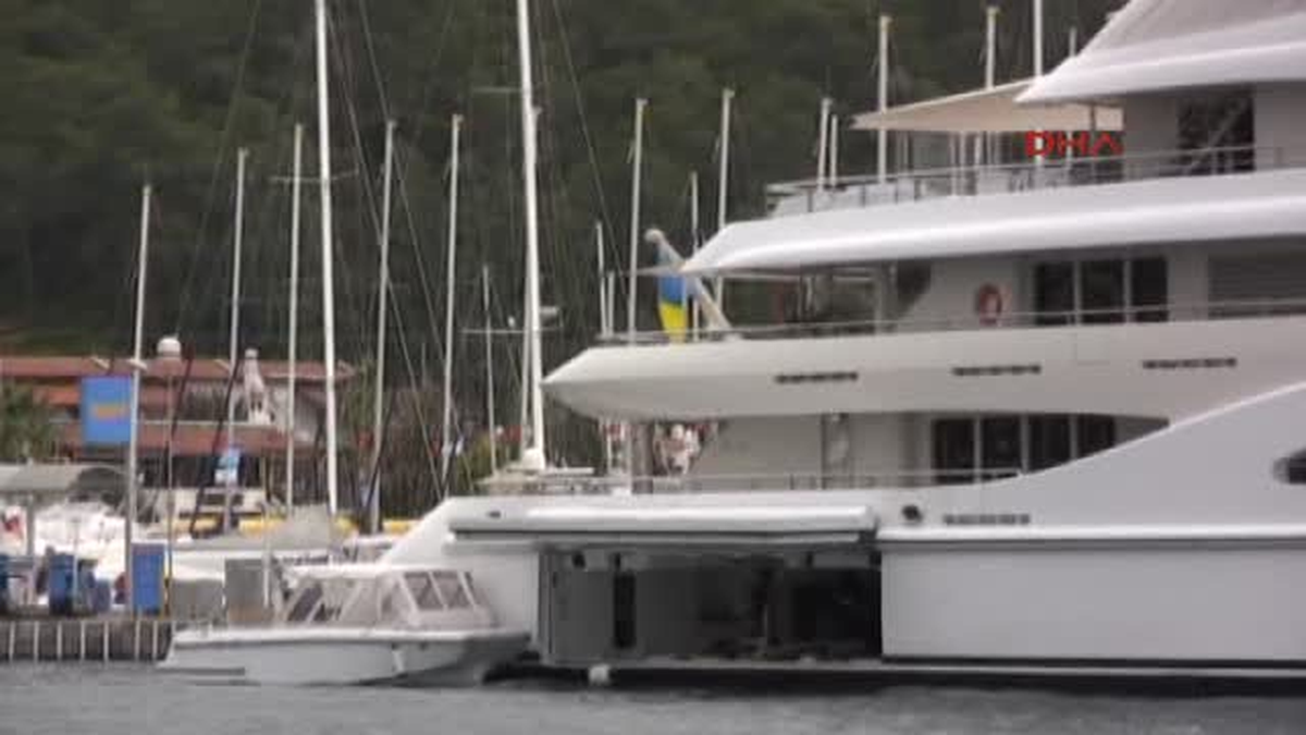 Marmaris\'e Ukrayna\'nın En Zengin Lüks Yatı Demir Attı