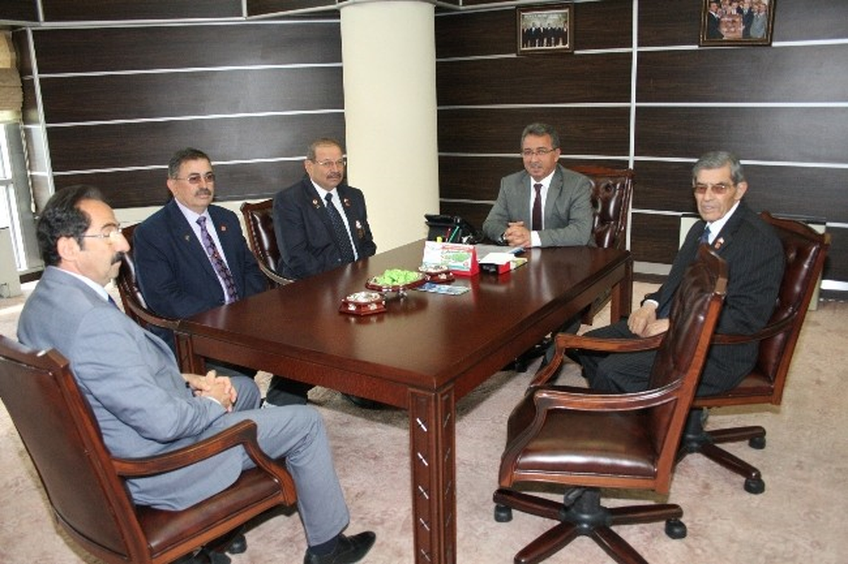 Muharip Gaziler Derneğinden Hançerli\'ye Ziyaret