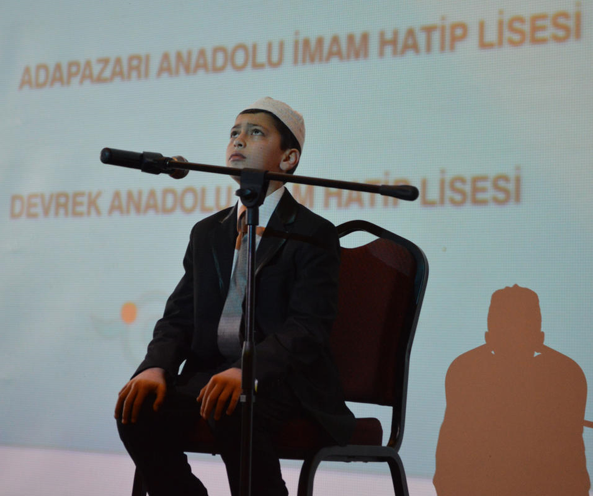 Öğrenciler, Kur\'an-ı Kerim ve Ezanı En İyi Şekilde Okumak İçin Yarıştı