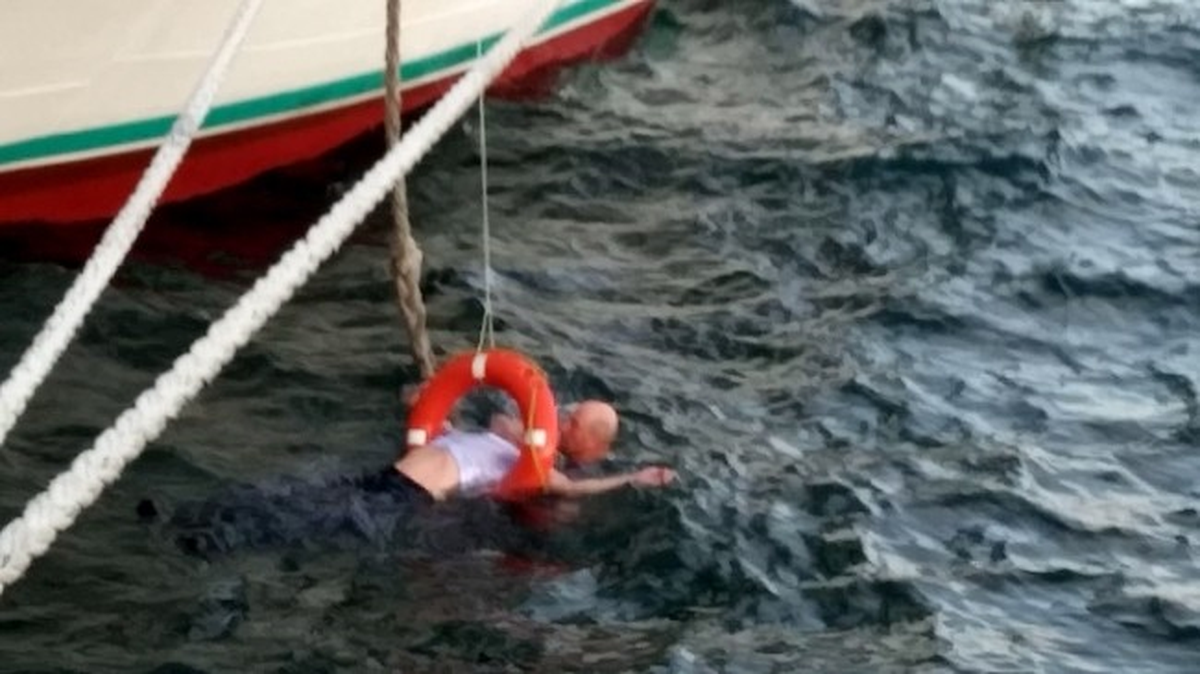 Denizde Can Pazarı