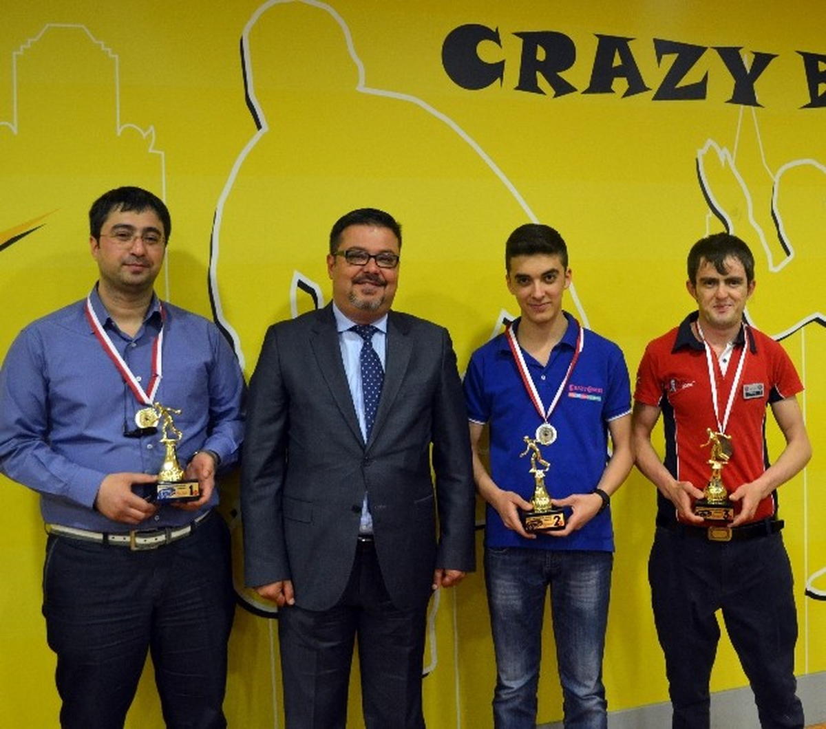 Piazza Bowling Turnuvası Tüm Hızıyla Sürüyor