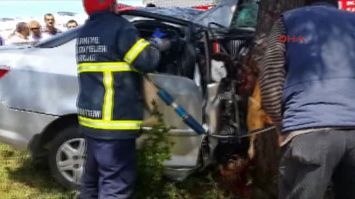 Rize\'de Düğün Konvoyunda Kaza: 2 Ölü, 2 Yaralı