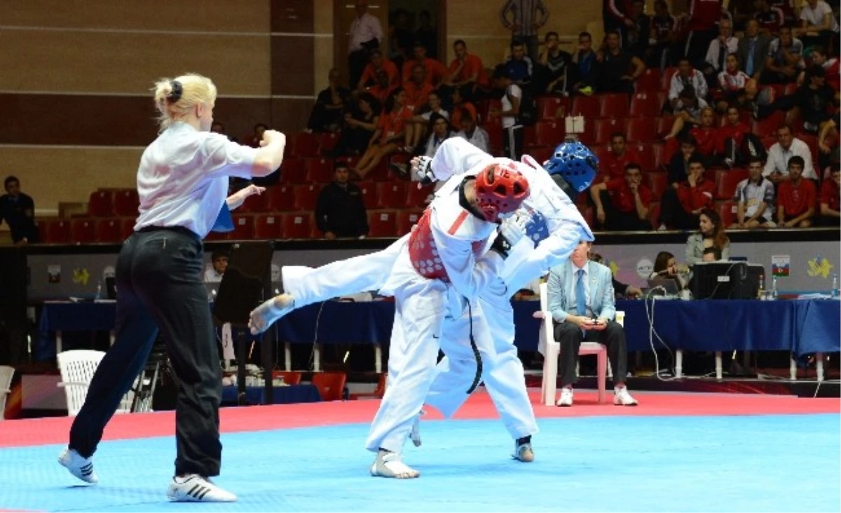 Servet Tazegül Avrupa Taekwondo Şampiyonası\'nda Finale Yükseldi
