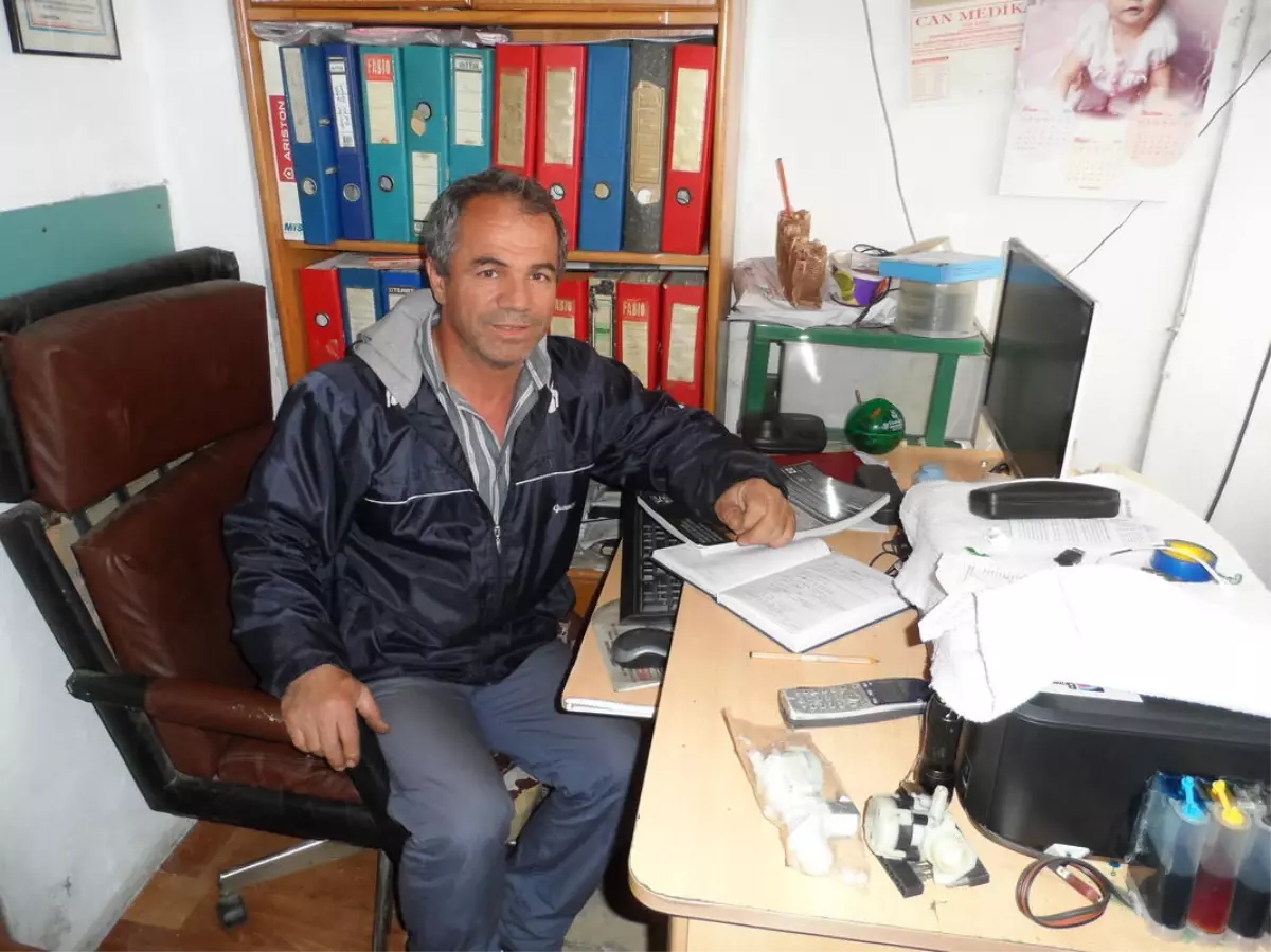 Beyaz Eşya Tamircisi, Kuluçka Makinesi Yaptı