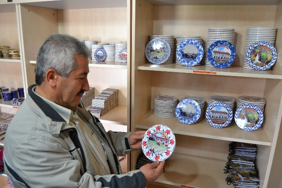 Uşak\'ın Değerleri Hediyelik Eşya Olacak