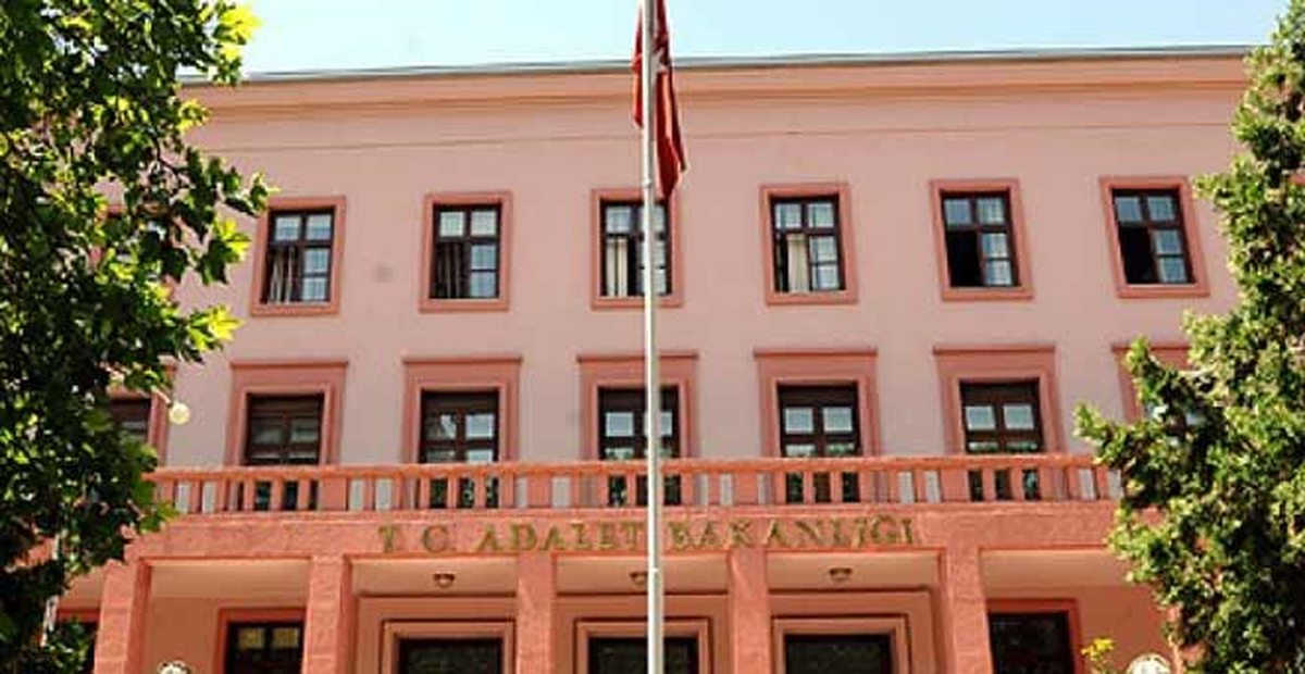 Adalet Bakanlığı\'ndan Tutuklu Gazeteciler Açıklaması