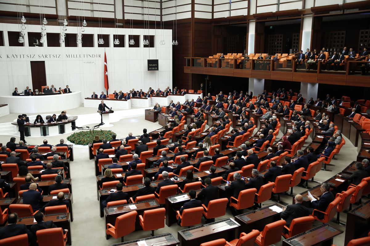 AK Parti\'nin Grup Toplantısı İptal Edildi