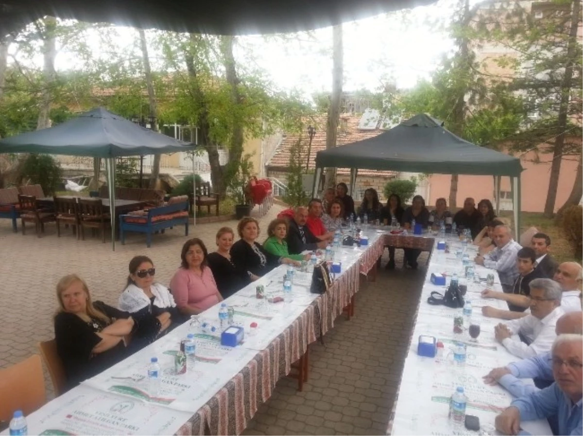 Ankara Malatyalılar Derneği Halk Müziği Korusu Malatya\'da