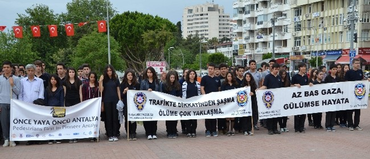 Antalya\'da Trafik Haftası Kutlandı