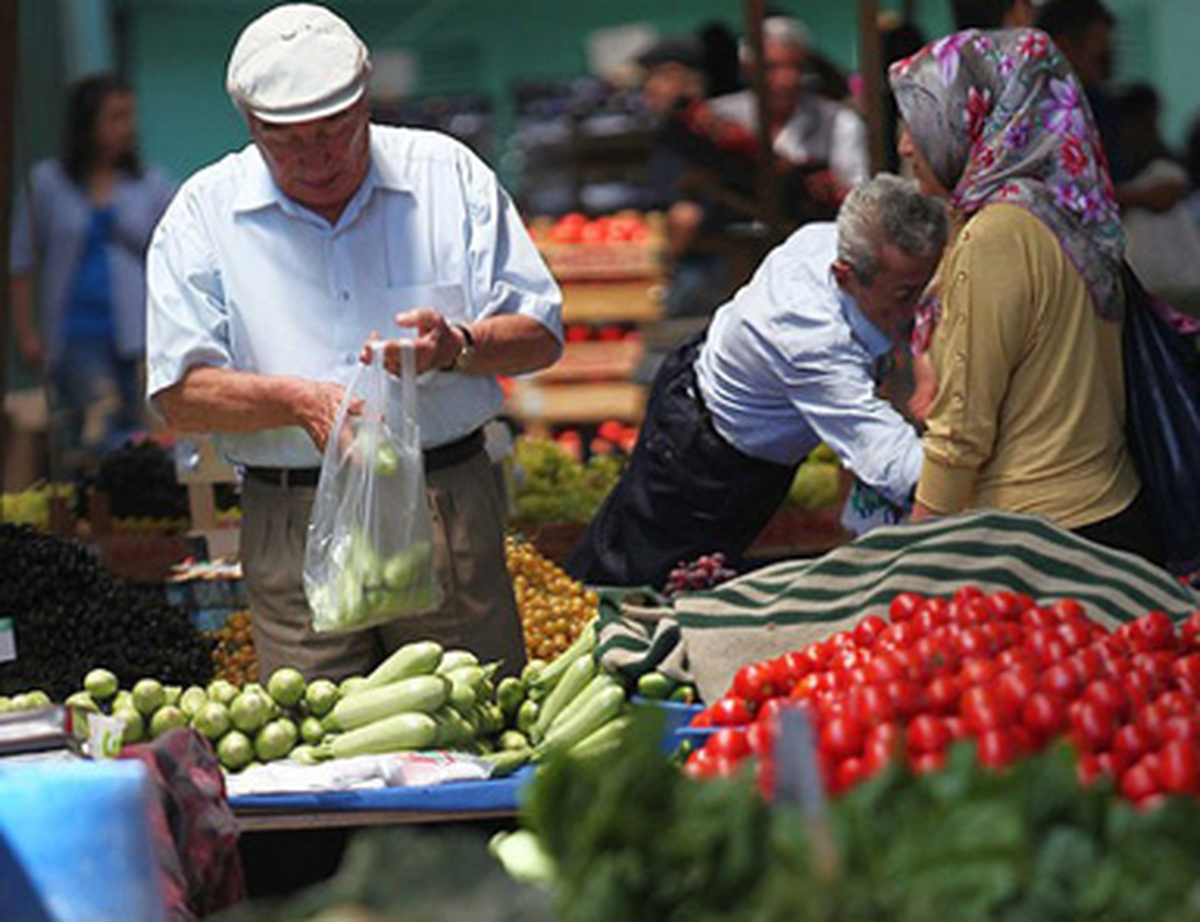 Tüketici Fiyatları Nisan\'da Yüzde 1.34 Arttı, Yıllık Enflasyon Yüzde 9.38