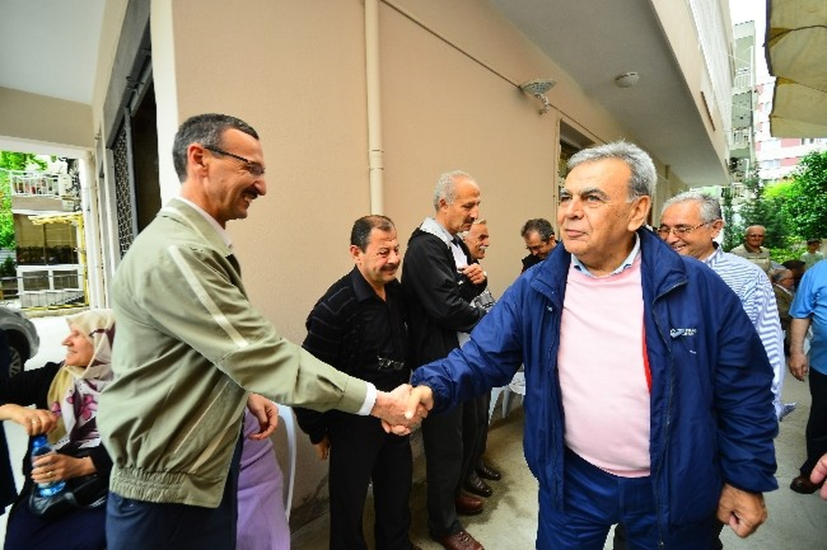 Başkan Kocaoğlu\'na "Keşkek Günü" Sürprizi