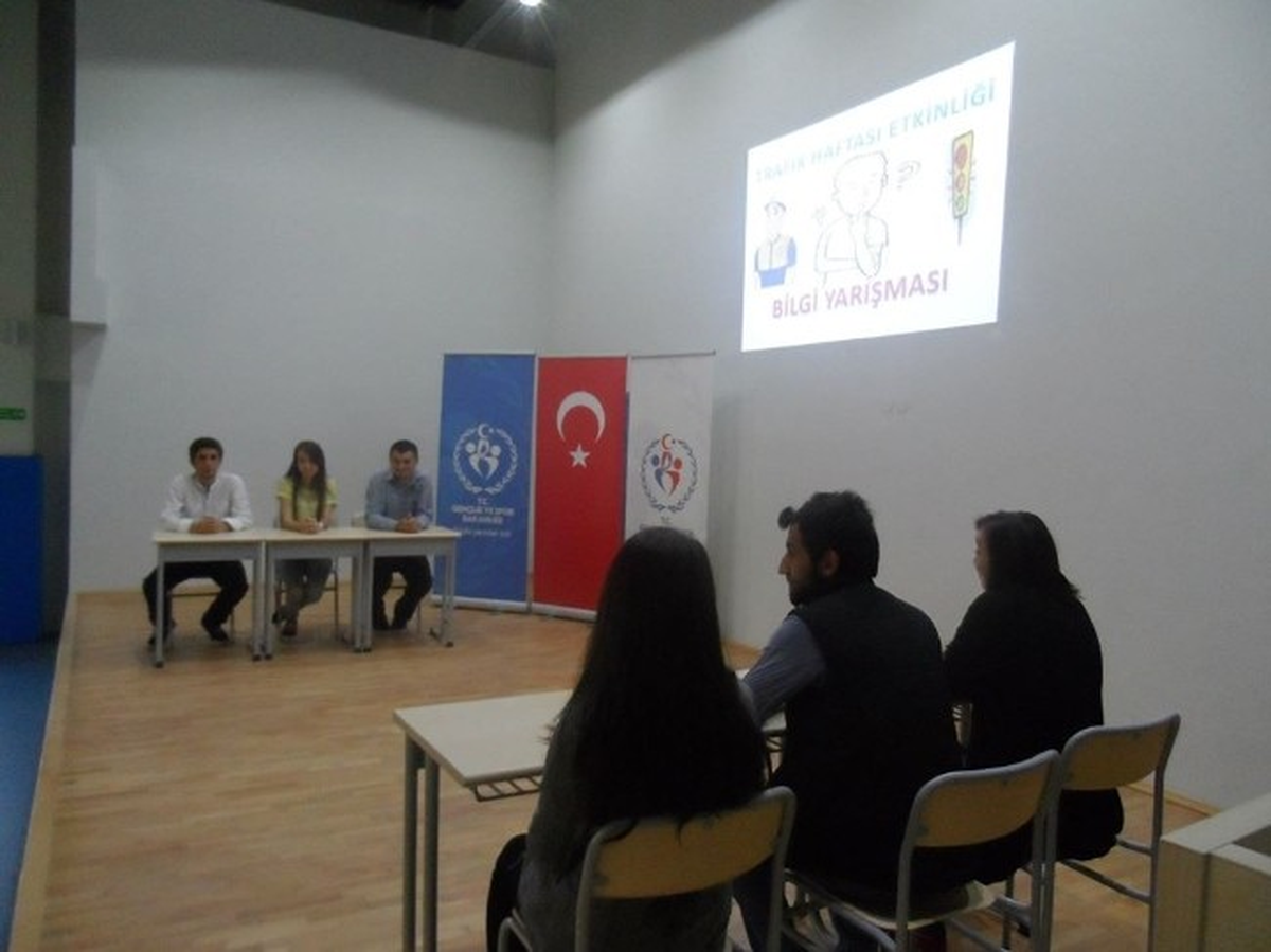 Bilgi Yarışması Düzenlendi