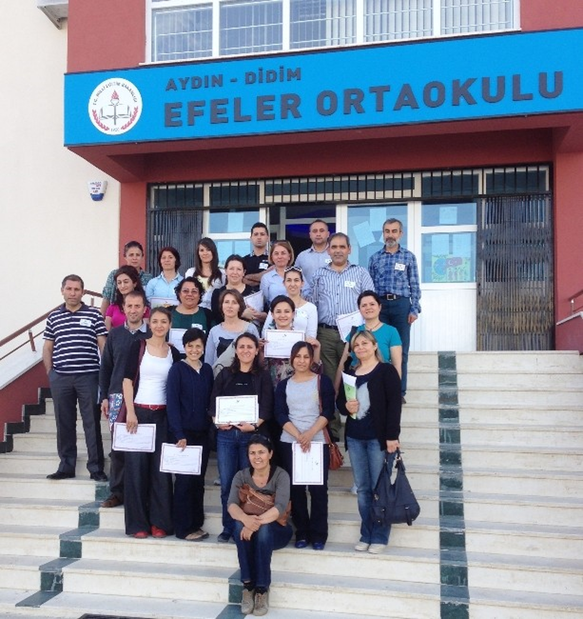 Didim\'de Öğretmenlere Çözüm Odaklı İletişim Semineri