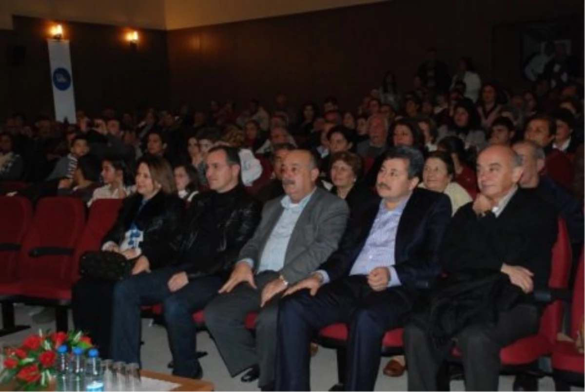 Didim\'de Türk Halk Müziği Konseri Verildi