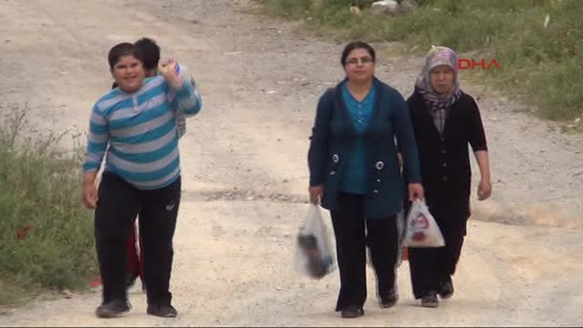Hacet Dede\'ye Umutlarını Bağladılar
