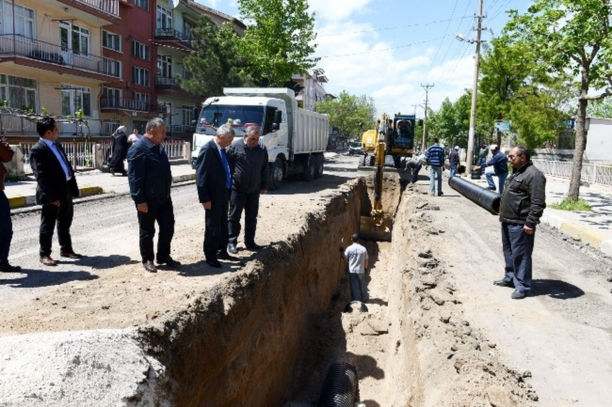 Isparta\'nın Tamamı Üç Yılda Asfaltlanacak