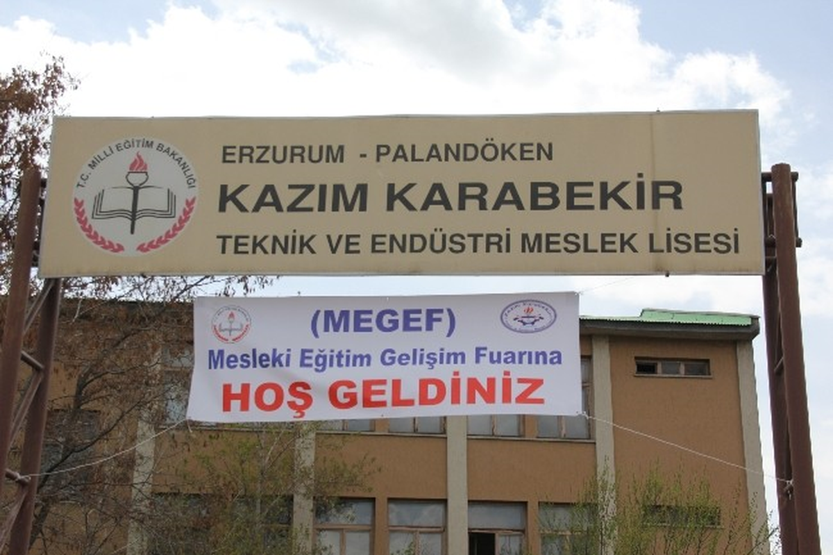 Kazım Karabekir Teknik ve Endüstri Meslek Lisesinde Megef Fuarı