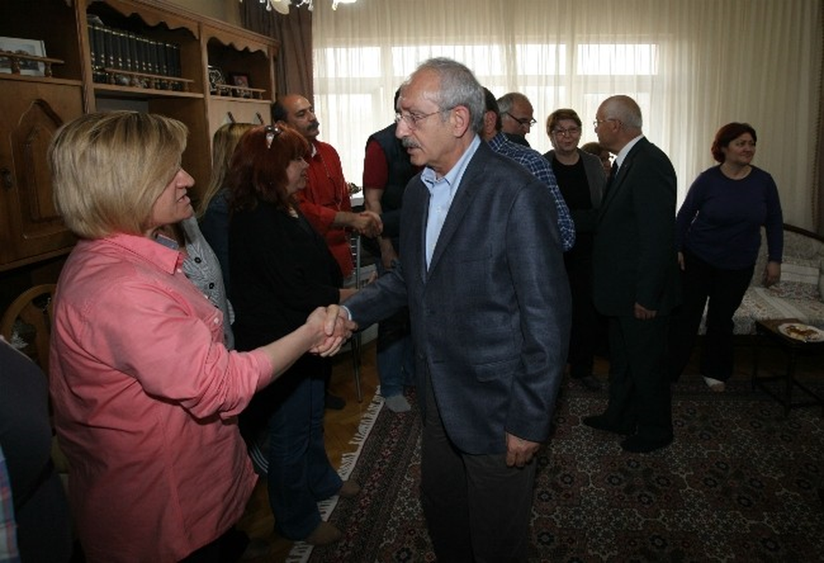 Kılıçdaroğlu ve Yaşar\'dan Özenalp\'e Taziye Ziyareti