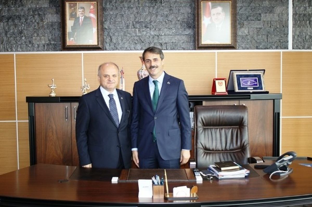Kırşehir Valisi Serdivan Belediyesi\'ni Gezdi
