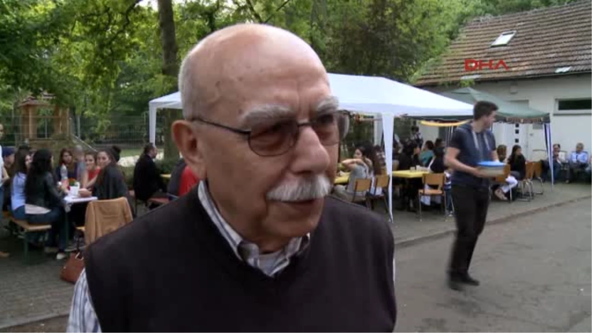 Liyakat Nişanı Sahibi Köln\'ün Cengiz Ağabeyi 80 Yaşında