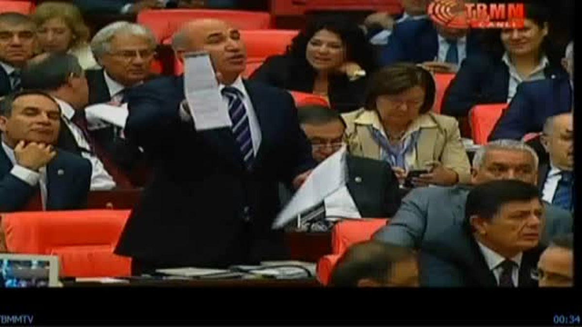 Meclis Başkanvekili Akşener: Benim \'Resen Açın Televizyonu\' Deme Hakkım Yok