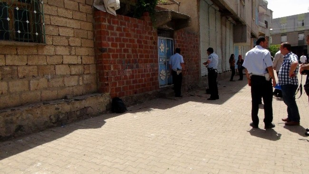 Siverek\'te Öğrencilere Minibüs Çarptı: 1 Ölü, 1 Yaralı