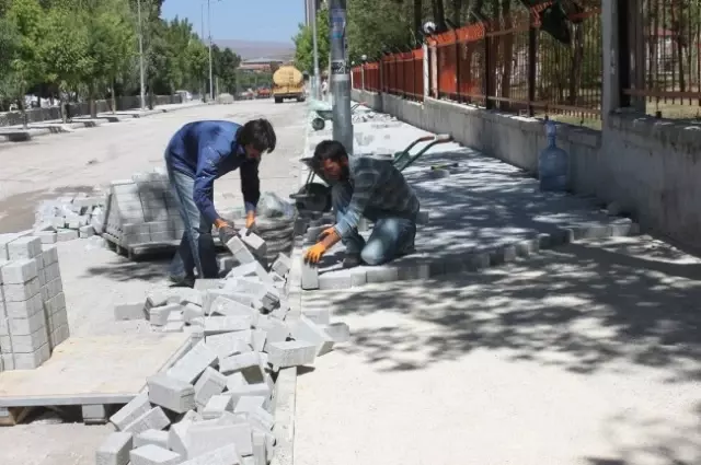 Palandoken Belediyesi Mahalle Olan Koylerde Kilit Tasi Calismasi Icin Kollari Sivadi Son Dakika