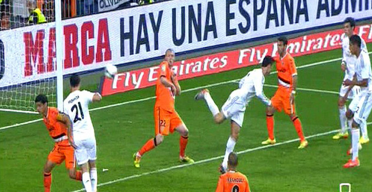 Ronaldo'dan İnanılmaz Topuk Golü