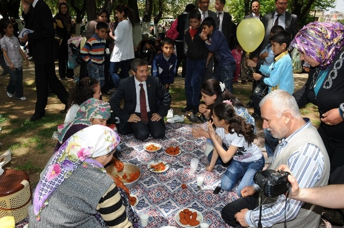 Şahinbey Belediye Başkanı Mehmet Tahmazoğlu\'dan Hıdırellez Mesajı