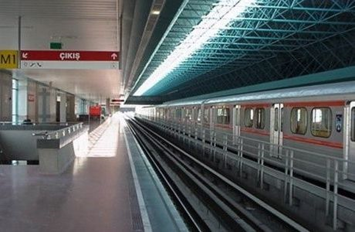 sincan metrosu yine arizalandi.