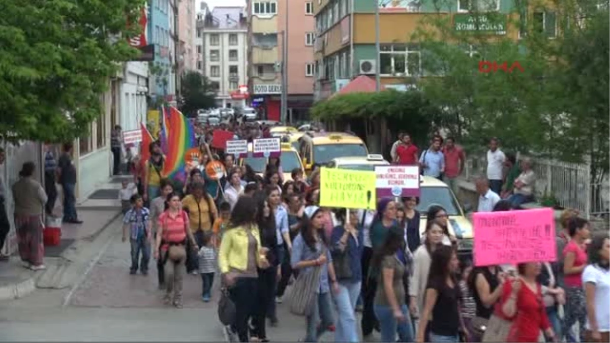 Tunceli\'de Tecavüz ve Taciz Protesto Edildi