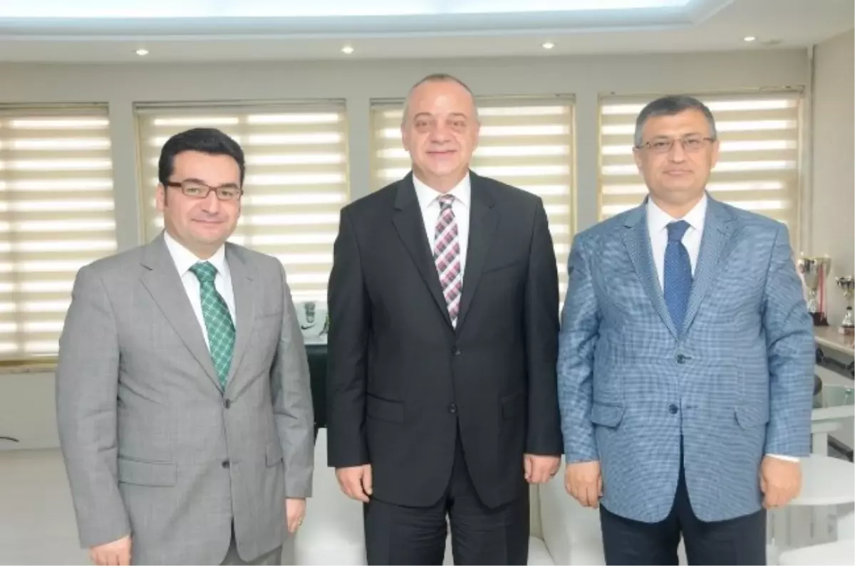 Başkan Ergün Tebrikleri Kabul Etti