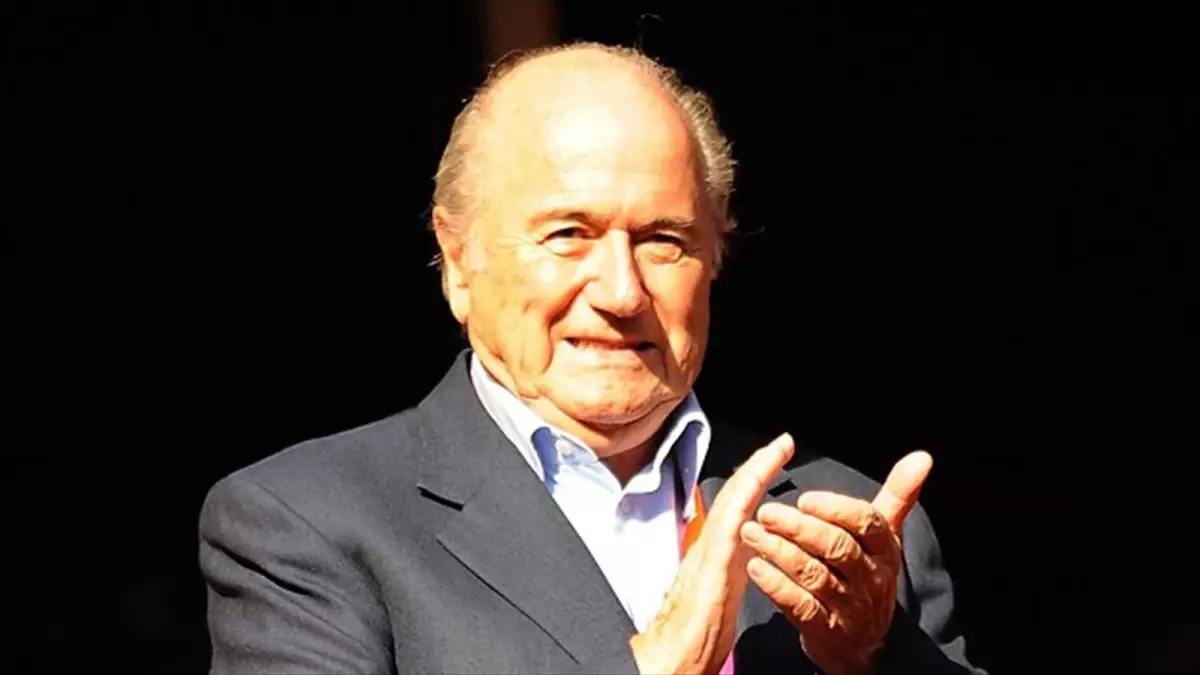 Blatter\'in Irkçılığa Çözüm Önerisi Puan Silme