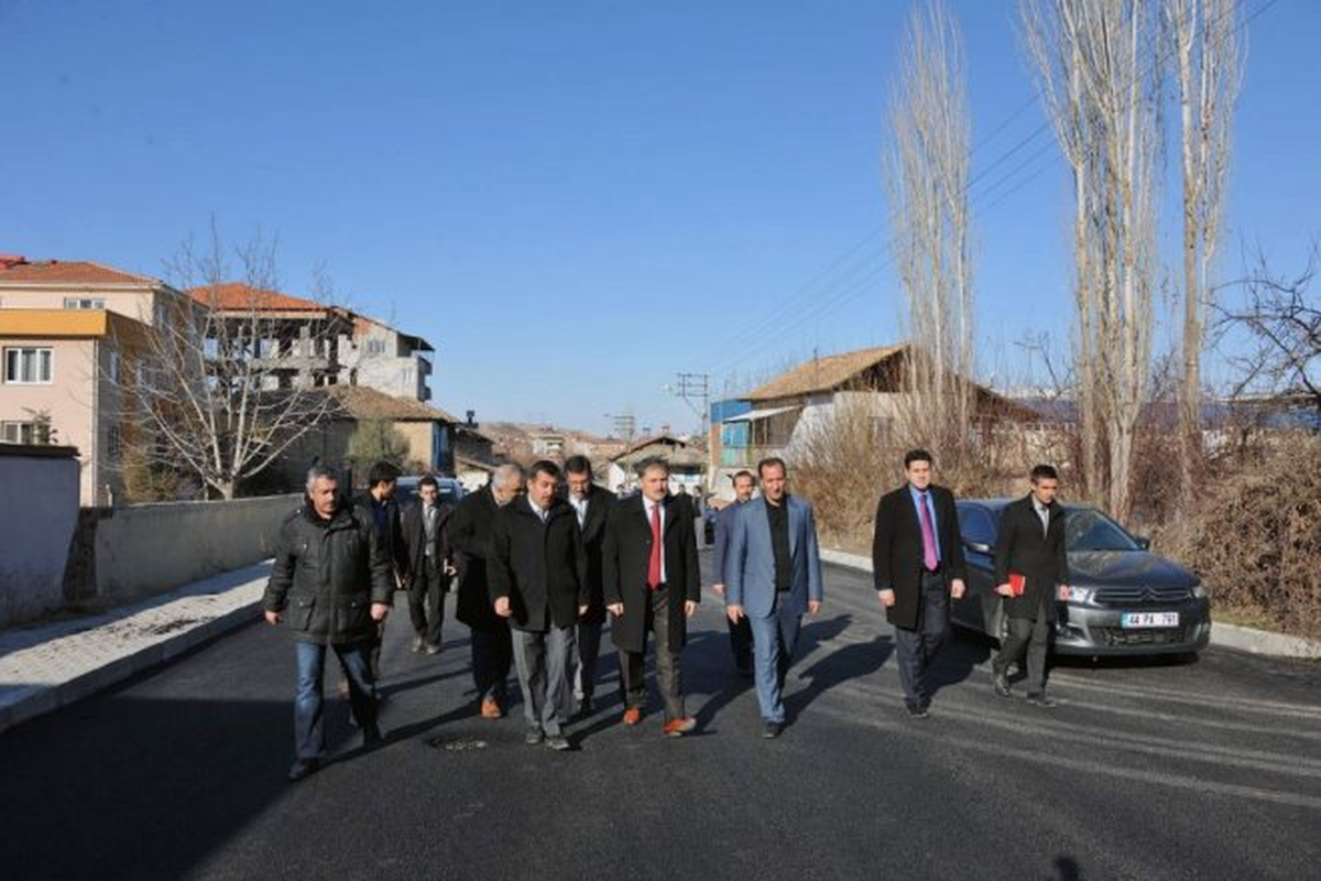 Çakır, Asfalt Çalışmalarını İnceledi