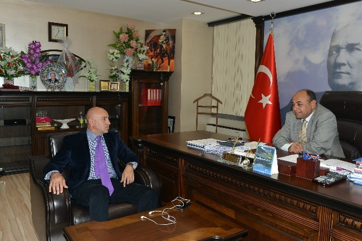 CHP\'li Vekil Aksünger\'den Başkan Arslan\'a Tebrik