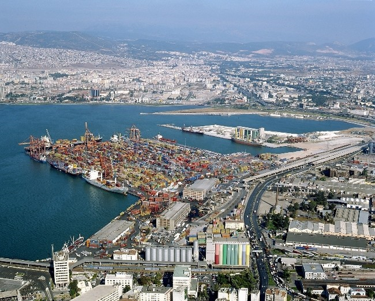 Ege İhracatçı Birlikleri\'nin Nisan İhracatı 1 Milyar Doları Aştı