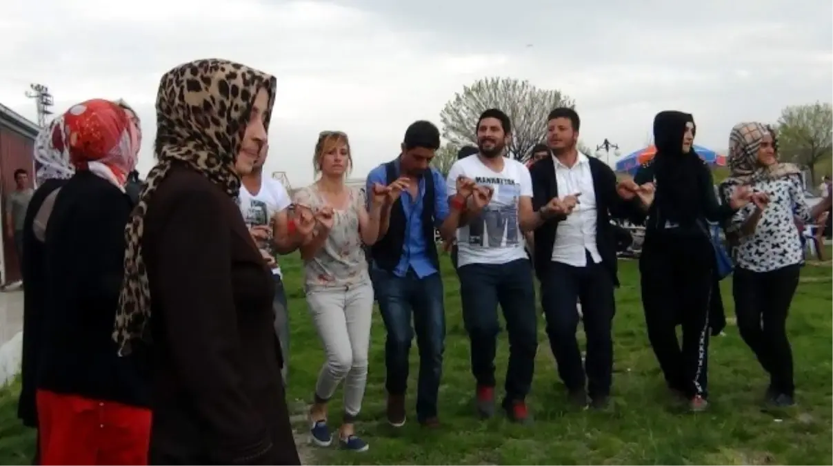 Erciş'te Hıdrellez Coşku ile Kutlandı