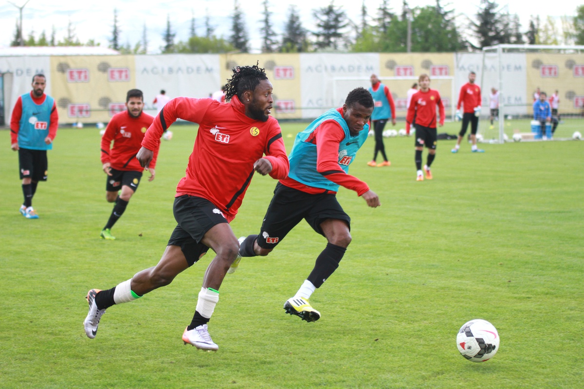 Eskişehirspor\'da Galatasaray Maçı Hazırlıkları