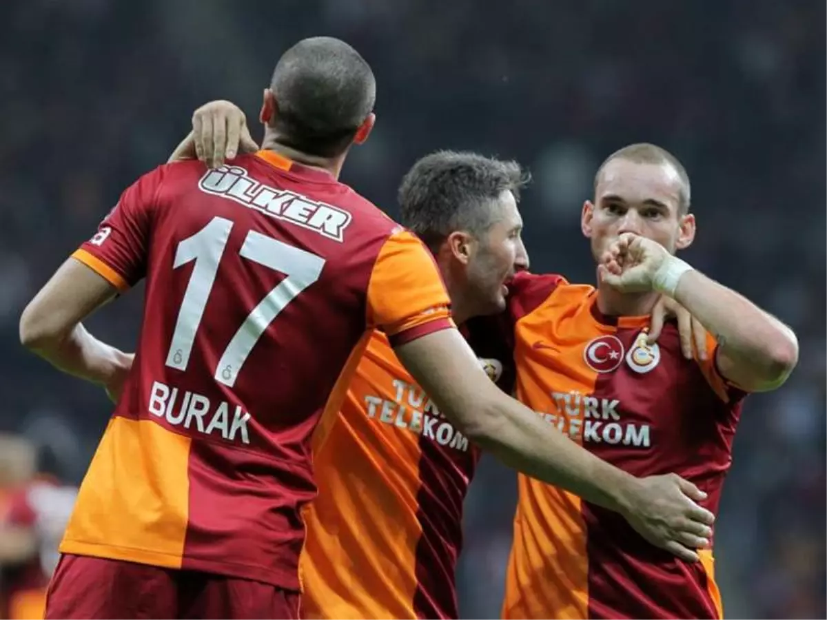 Galatasaray Kafilesi Konya\'ya Geldi